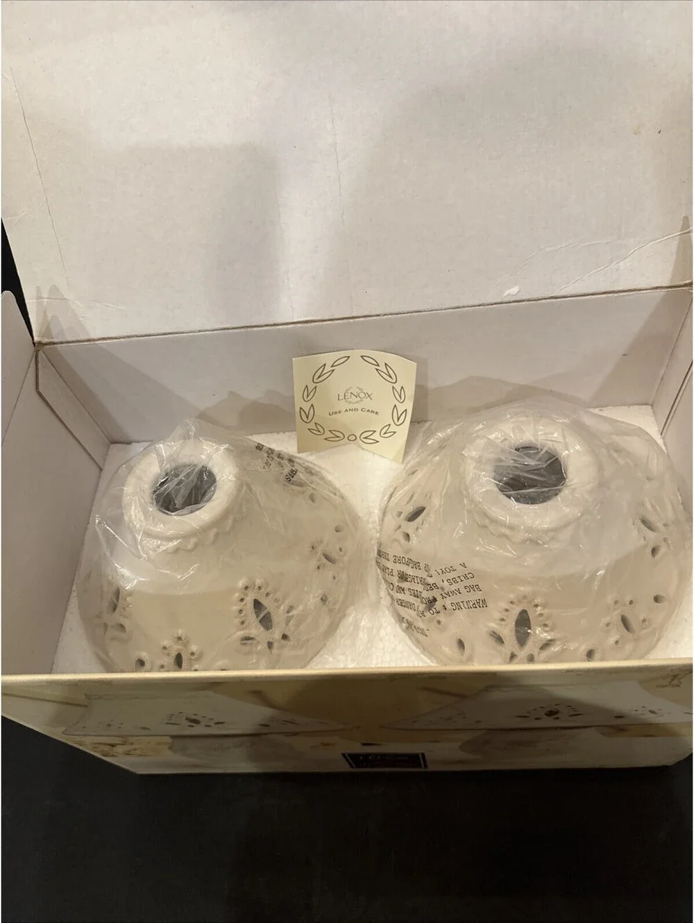 New Lenox Set Of 2 Linen Closet Tea Light Lamp Set Ivory NIB